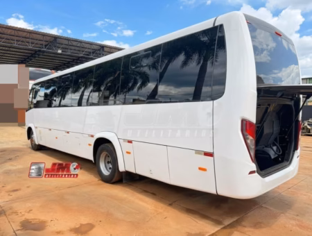 Micro-ônibus Marcopolo Volare Fly 10 executivo 2024 COD.826