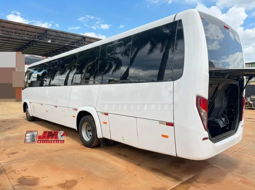 Micro-ônibus Marcopolo Volare Fly 10 2024 seminovo à venda, código 826 - foto 03