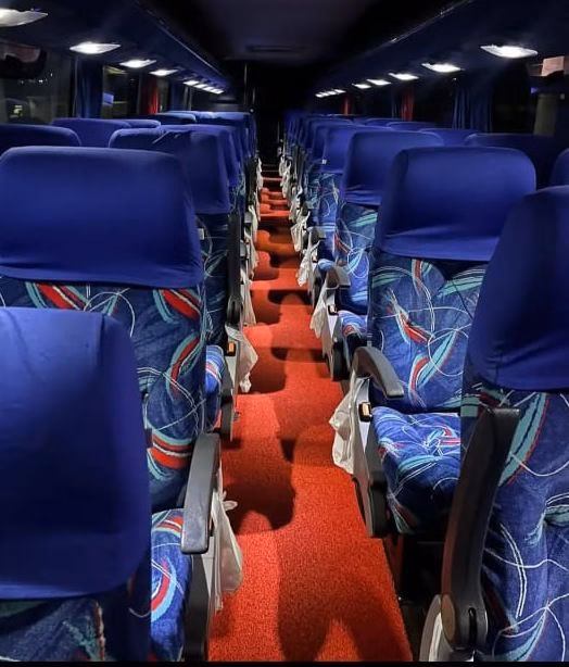 Busscar Vissta Buss LO ano-modelo 2008 Volvo B9R à venda COD.864
