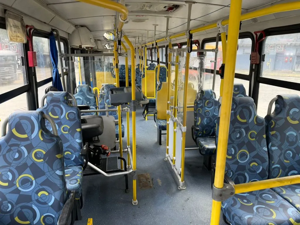 Ônibus Caio Apache Vip 17.230 2012 seminovo à venda, código 328 - foto 03