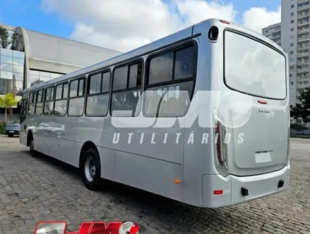 Ônibus Caio Apache Vip OF 1721 2016 seminovo à venda, código 39 - foto 05