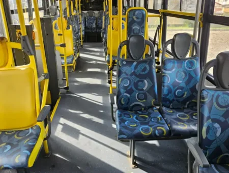 Ônibus Caio Apache Vip OF 1721 2016 seminovo à venda, código 39 - foto 09