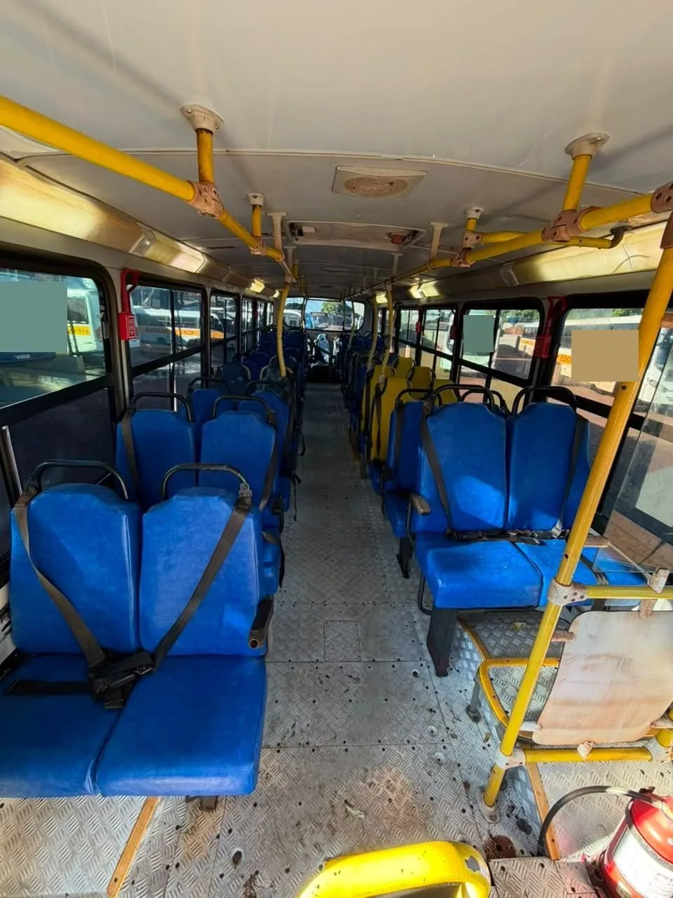 Ônibus Caio Foz Mercedes-Benz OF 1418 2010 seminovo à venda, código 647 - foto 08