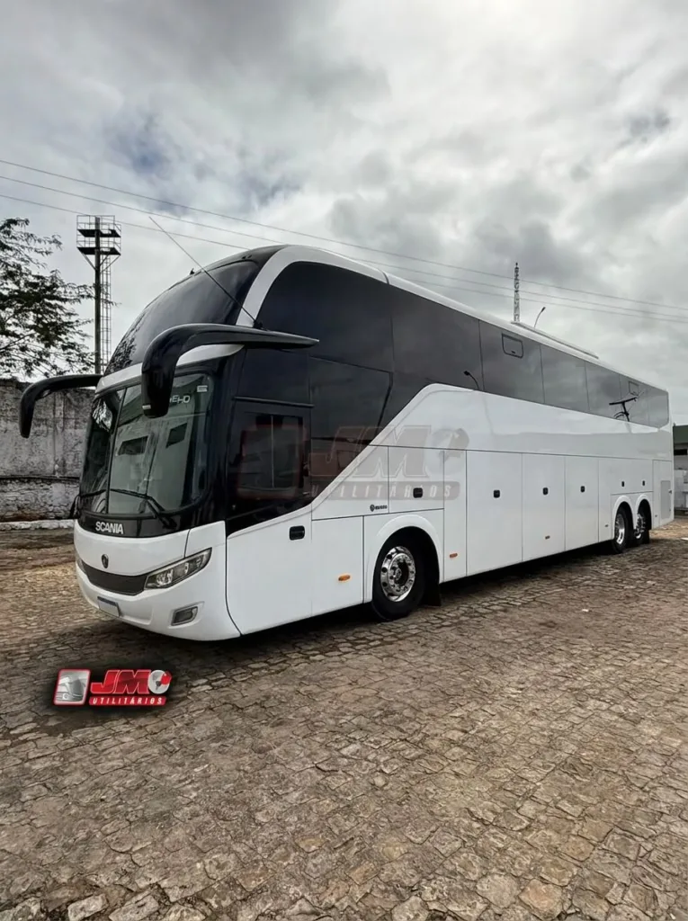 Ônibus Comil Campione HD K440 2013 seminovo à venda, código 825 - foto 02
