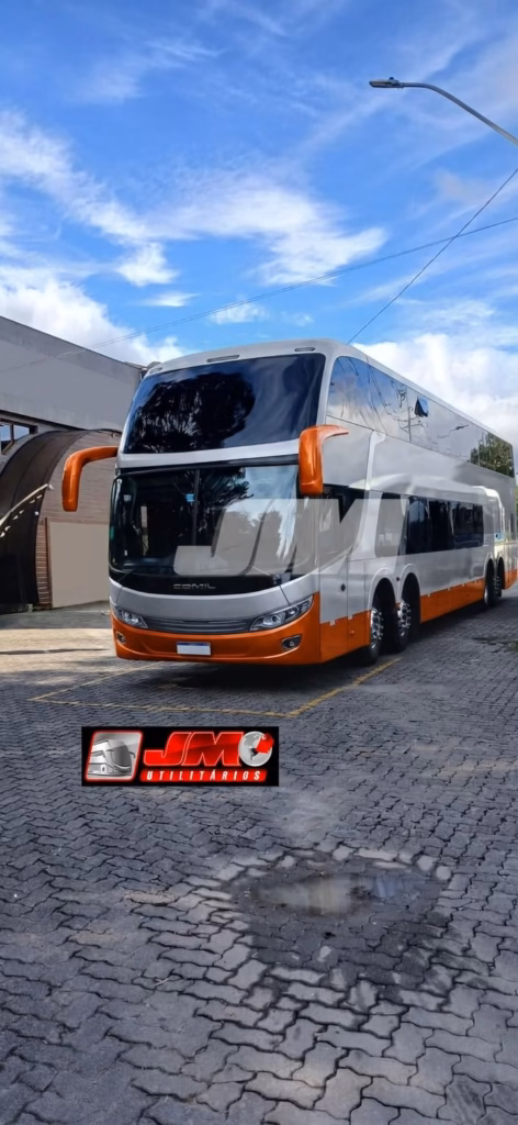 Ônibus Comil Campione Invictus DD O500 RSD 2017 seminovo à venda, código 210 - foto 02