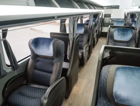 Ônibus Comil Campione Invictus DD Scania K500 2025 seminovo à venda, código 104 - foto 09