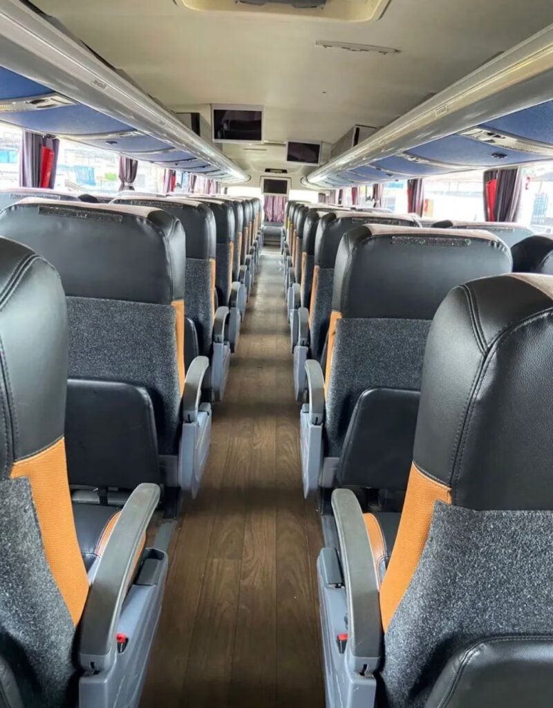 Ônibus Comil Onibus Campione Invictus DD 2020 seminovo à venda, código 828 - foto 08