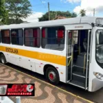 Ônibus Comil Onibus Svelto Escolar OF 1721 2014 seminovo à venda, código 780 - foto 01