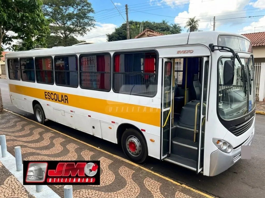 Ônibus Comil Onibus Svelto Escolar OF 1721 2014 seminovo à venda, código 780 - foto 01
