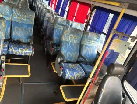 Ônibus Comil Onibus Svelto Escolar OF 1721 2014 seminovo à venda, código 780 - foto 05