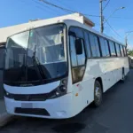 Ônibus Comil Versatile Volkswagen 17.230 – Ônibus de Fretamento 2011 seminovo à venda, código 85 - foto 01
