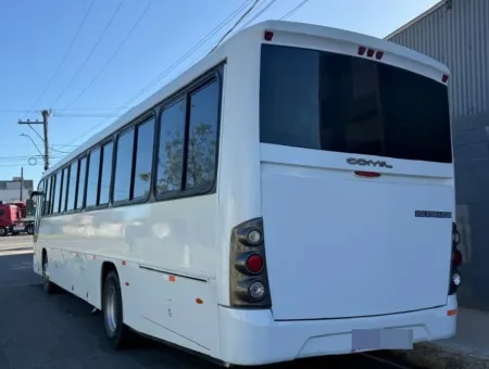 Ônibus Comil Versatile Volkswagen 17.230 – Ônibus de Fretamento 2011 seminovo à venda, código 85 - foto 03