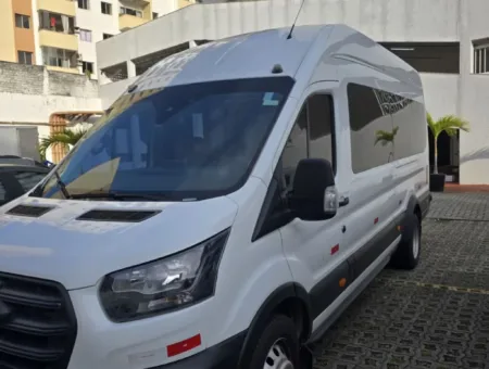 Ônibus FORD TRANSIT JM 2023 seminovo à venda, código 583 - foto 02