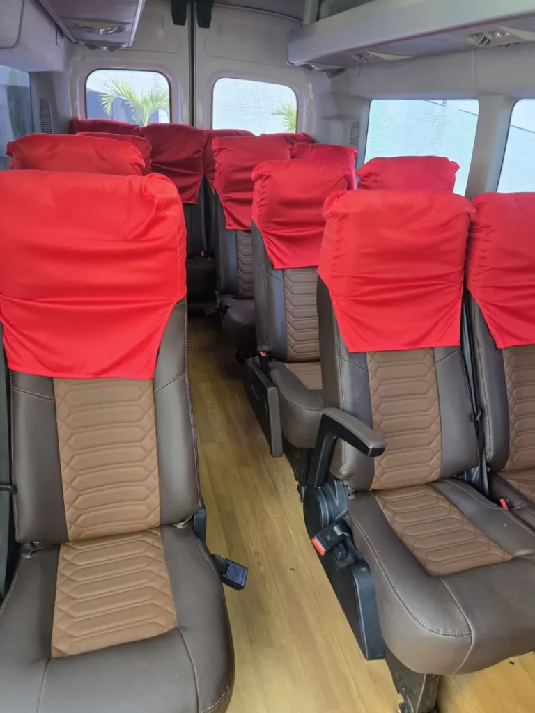 Ônibus FORD TRANSIT JM 2023 seminovo à venda, código 583 - foto 05