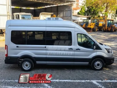 Ônibus Ford Van Transit 2022 seminovo à venda, código 840 - foto 02