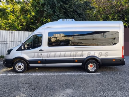 Van Ford Transit executiva 2022 seminova COD.840