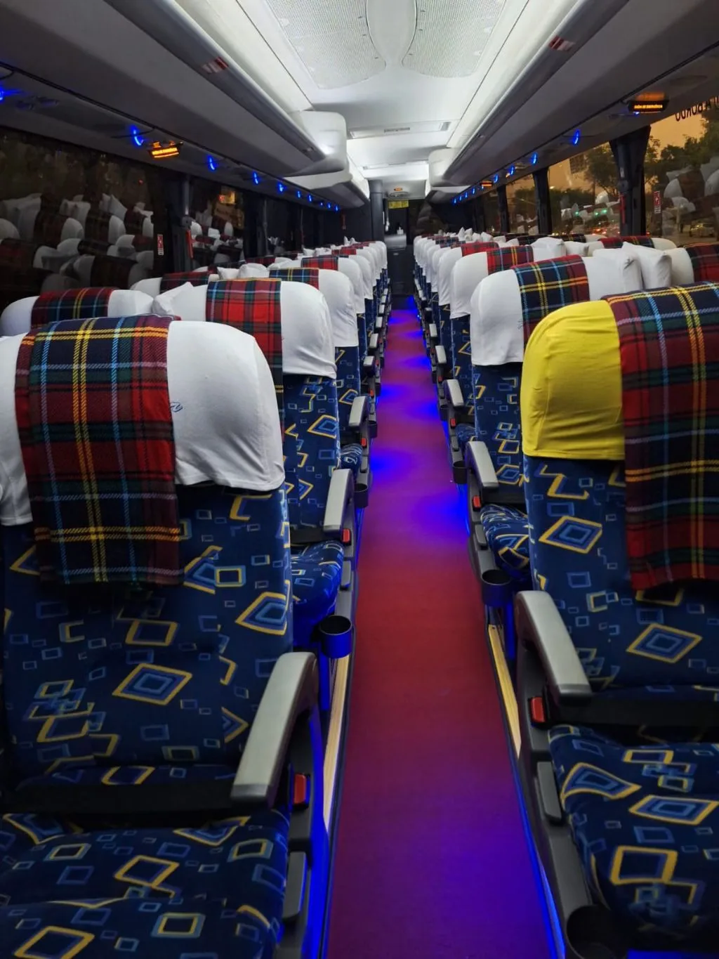 Ônibus Irizar Onibus i6 Scania K400 2014 seminovo à venda, código 772 - foto 06