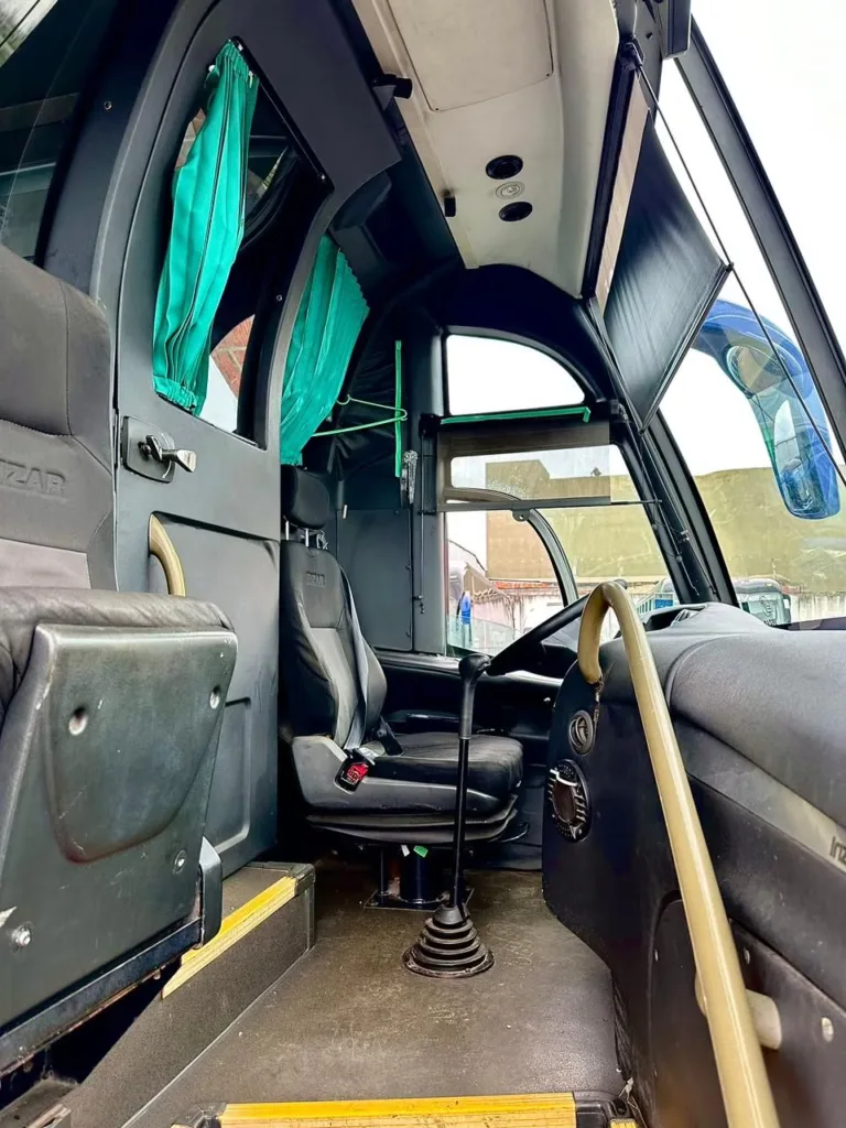 Ônibus Irizar Onibus i6 Volvo B7R 2012 seminovo à venda, código 543 - foto 03