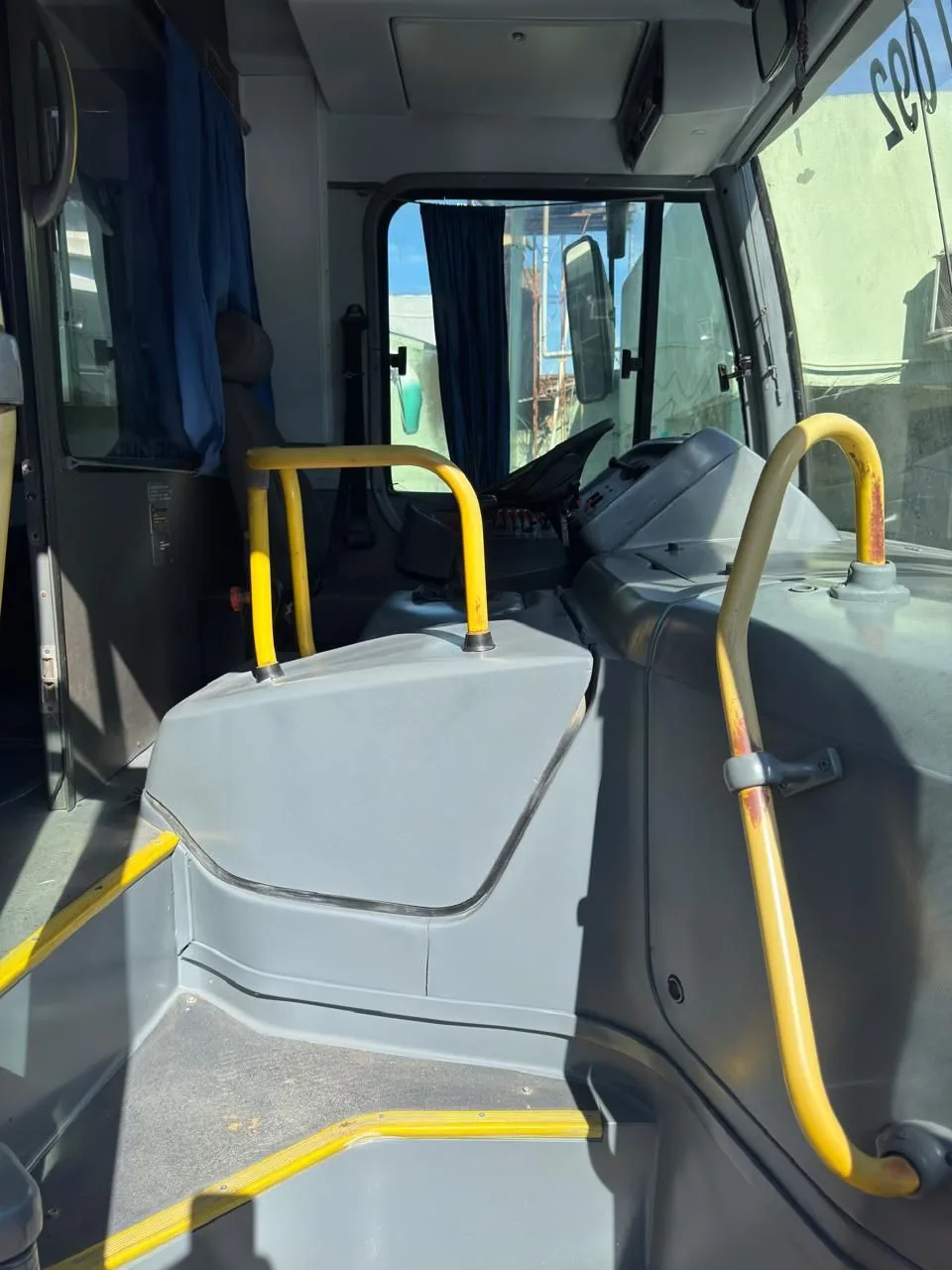 Ônibus MARCOPOLO IDEALE 770 VW 17.230 JM 2015 seminovo à venda, código 402 - foto 11