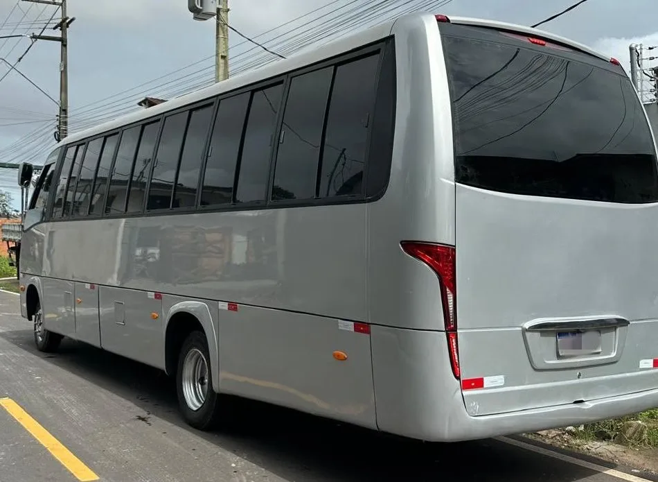 Ônibus Marcopolo Micro-ônibus Volare DW9 Mercedes-Benz LO 916 2017 seminovo à venda, código 1757 - foto 05