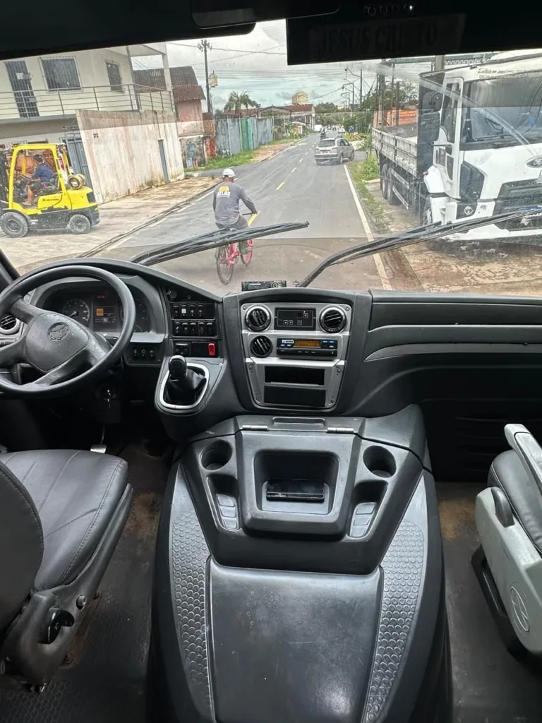 Ônibus Marcopolo Micro-ônibus Volare DW9 Mercedes-Benz LO 916 2017 seminovo à venda, código 1757 - foto 07