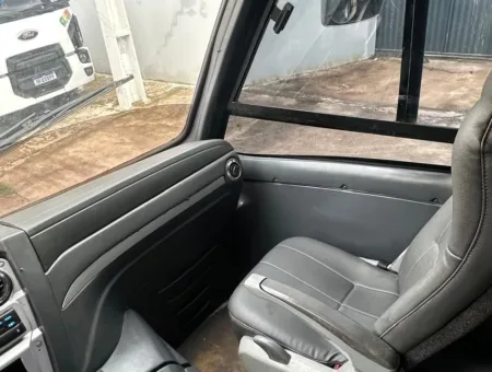 Ônibus Marcopolo Micro-ônibus Volare DW9 Mercedes-Benz LO 916 2017 seminovo à venda, código 1757 - foto 08
