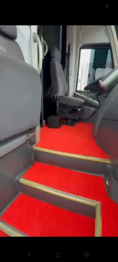 Ônibus Marcopolo Paradiso 1050 G7 Volvo B420R 2013 seminovo à venda, código 11 - foto 04