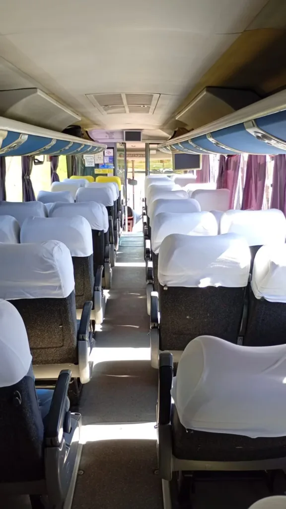 Ônibus Marcopolo Paradiso 1200 G7 Scania K310 2009 seminovo à venda, código 46 - foto 06