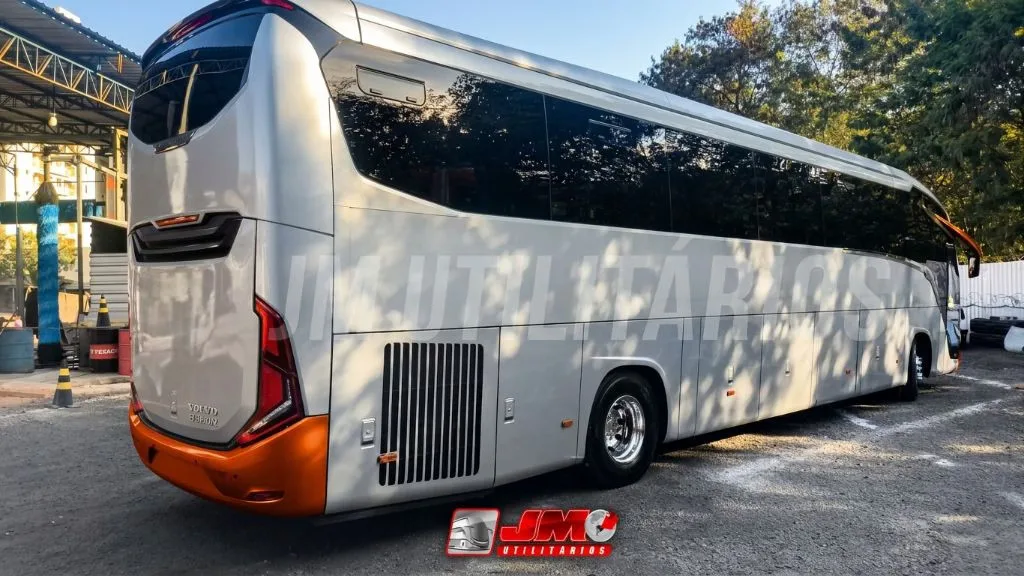 Ônibus Marcopolo Paradiso 1200 G8 Volvo B380 2026 seminovo à venda, código 106 - foto 02