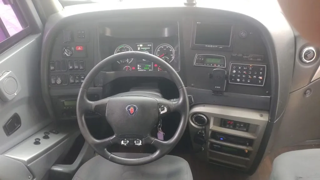 Ônibus Marcopolo Paradiso 1600 LD G7 K400 2018 seminovo à venda, código 667 - foto 04