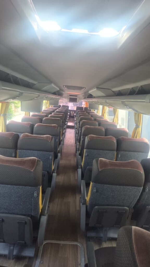 Ônibus Marcopolo Paradiso 1600 LD New G7 K400 2019 seminovo à venda, código 553 - foto 09