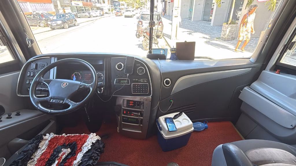 Ônibus Marcopolo Paradiso 1800 DD G7 Scania K360 2013 seminovo à venda, código 375 - foto 03