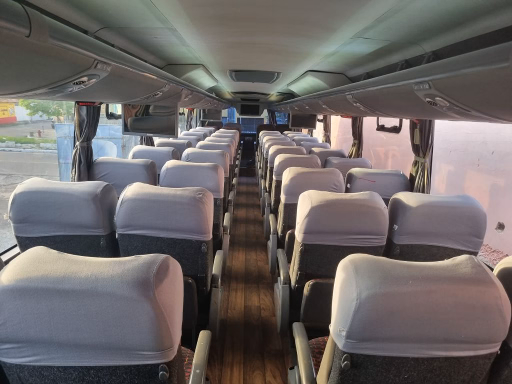 Ônibus Marcopolo Paradiso G7 LD 1600 Volvo B420R 2019 seminovo à venda, código 1265 - foto 09