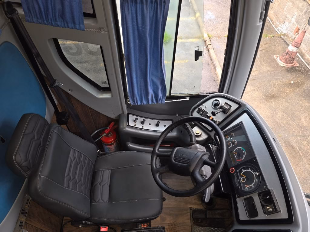 Ônibus Paradiso 1200 G6 2008 sobre chassi Scania K124 COD.843