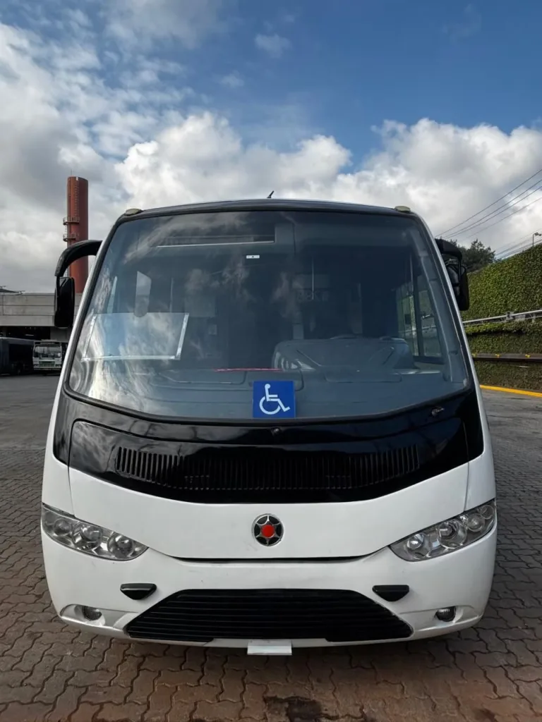 Ônibus Marcopolo Senior Mercedes LO 915 2012 seminovo à venda, código 668 - foto 02