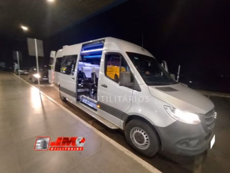 Ônibus Mercedes-Benz Sprinter 416 CDI Executiva 2020 seminovo à venda, código 188 - foto 01