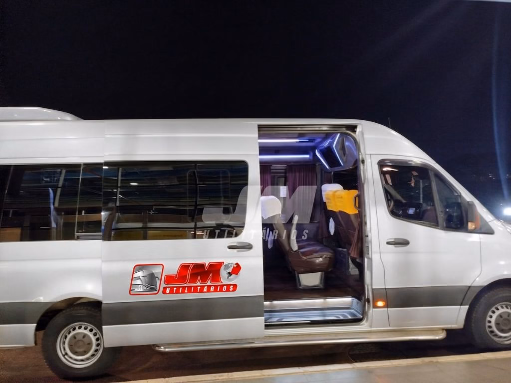 Ônibus Mercedes-Benz Sprinter 416 CDI Executiva 2020 seminovo à venda, código 188 - foto 04