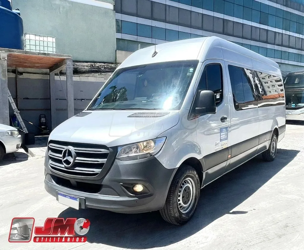 Ônibus Mercedes-Benz Van Mercedes Sprinter 416 CDI Longa Executiva 2022 seminovo à venda, código 860 - foto 01