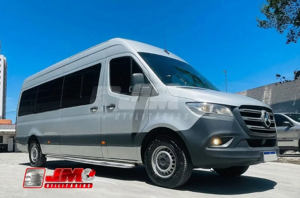 Ônibus Mercedes-Benz Van Mercedes Sprinter 416 CDI Longa Executiva 2022 seminovo à venda, código 860 - foto 02
