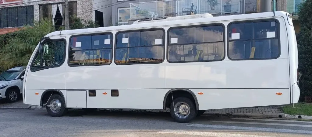 Ônibus Neobus Micro-onibus Thunder 2020 seminovo à venda, código 732 - foto 03