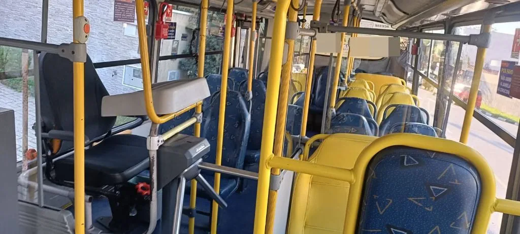 Ônibus Neobus Micro-onibus Thunder 2020 seminovo à venda, código 732 - foto 09
