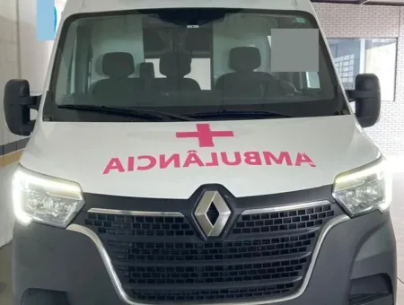 Ônibus Renault Master L2H2 Ambulancia 2023 seminovo à venda, código 137 - foto 01