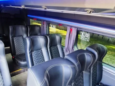 Ônibus RENAULT MASTER L3H2 LUXO JM 2024 seminovo à venda, código 184 - foto 08