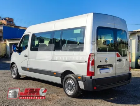 Ônibus Renault Van Master L3H2 2024 seminovo à venda, código 841 - foto 02