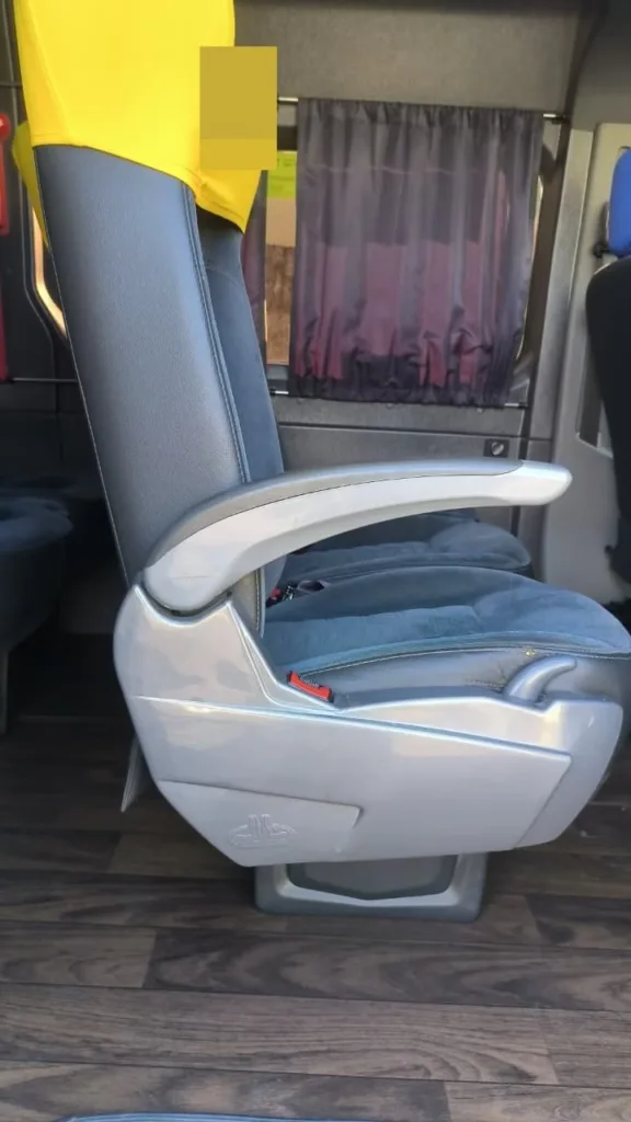 Ônibus Renault Van Master L3H2 2024 seminovo à venda, código 841 - foto 07