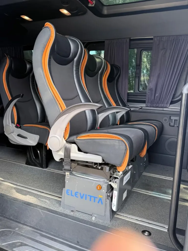 Ônibus SPRINTER CDI 416 CURTA T.BAIXO LUXO JM 2022 seminovo à venda, código 14 - foto 04