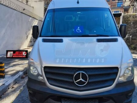 Ônibus Sprinter Van CDI 415 2019 seminovo à venda, código 582 - foto 01