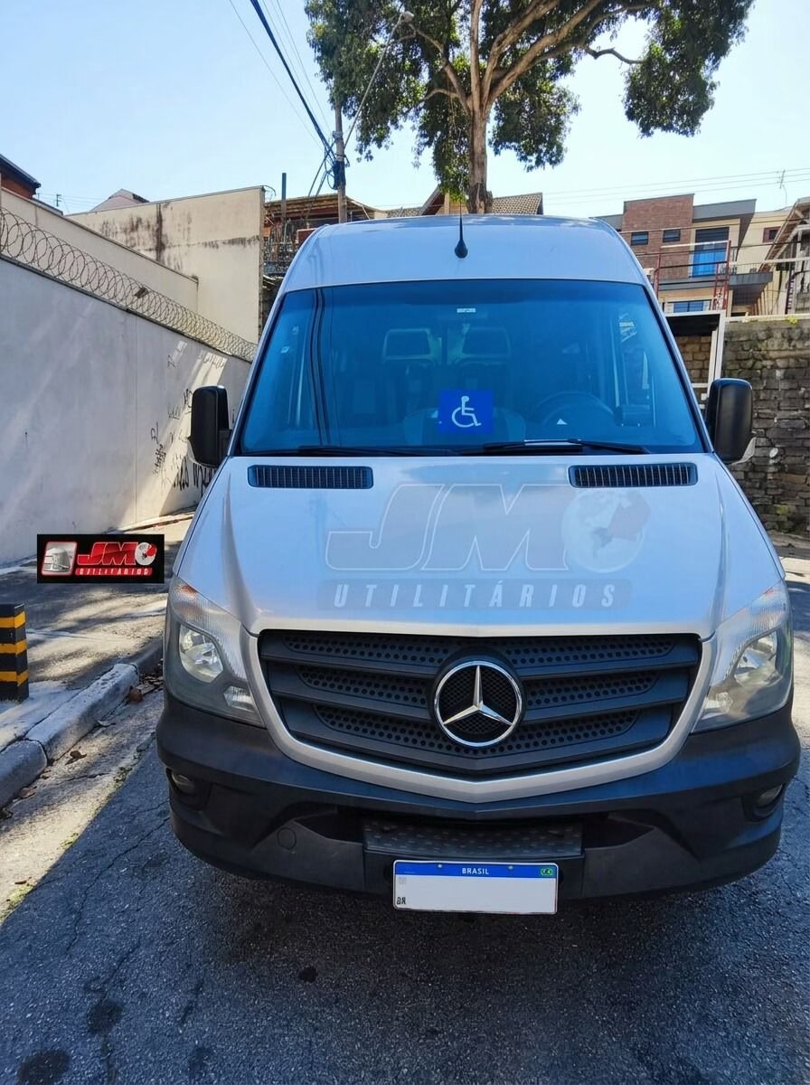 Ônibus Sprinter Van CDI 415 2019 seminovo à venda, código 582 - foto 01