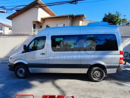 Ônibus Sprinter Van CDI 415 2019 seminovo à venda, código 582 - foto 03