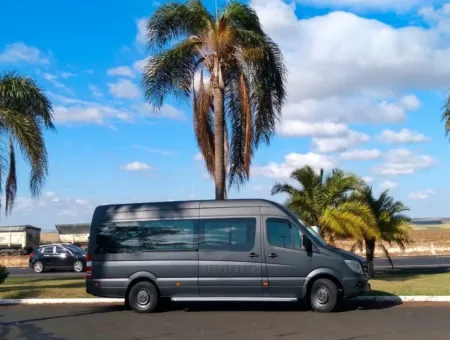 Ônibus Sprinter Van CDI 415 2019 seminovo à venda, código 659 - foto 03